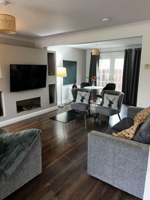 15 Min Drive To Airport 20 Min To Loch Lomond And City Center Old Kilpatrick Exterior photo